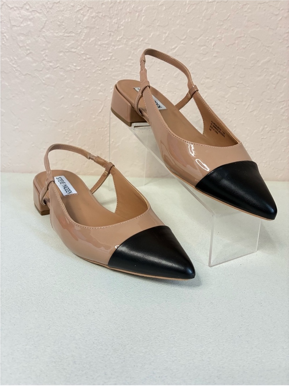 Steve Madden Allure Slingback Cap Toe Flats Womens 7.5 Beige Black Pointed Toe